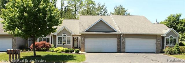 2040 Blue Bellway 46, Grand Rapids, MI 49504