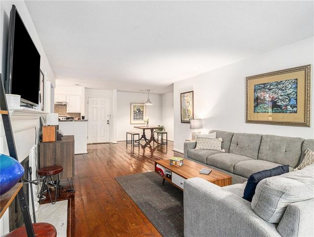 3307 Pine Heights NE Drive, Atlanta, GA 30324