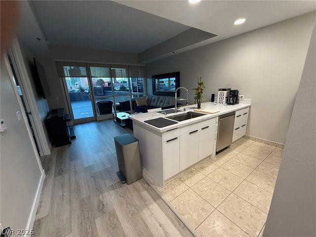 4525 Dean Martin Drive 401, Las Vegas, NV 89103