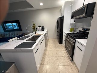 4525 Dean Martin Drive 401, Las Vegas, NV 89103
