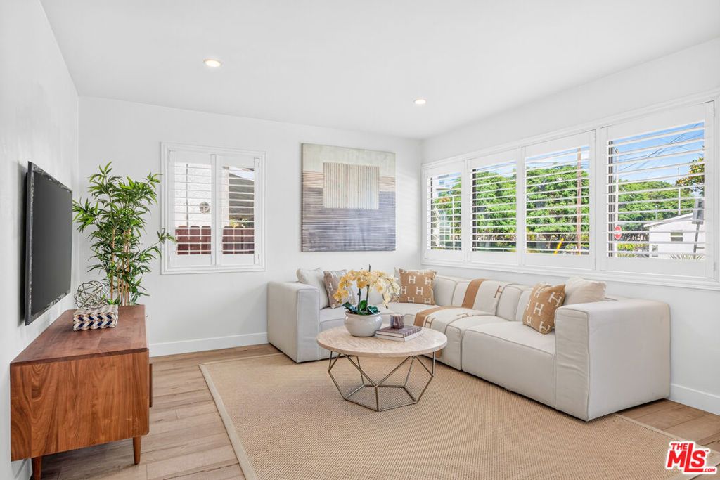1662 W 214th Street, Los Angeles, CA 90501 — photo 3