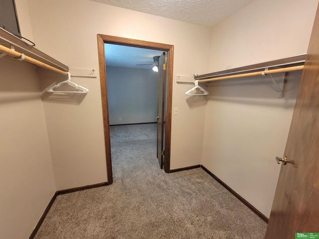 841 S Country Club Drive, York, NE 68467