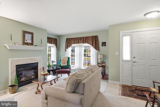 4339 GREEN PARK DR, Mount Joy, PA 17552