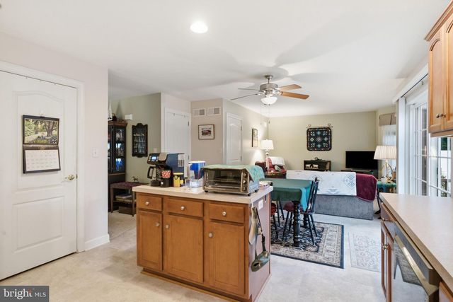 4339 GREEN PARK DR, Mount Joy, PA 17552
