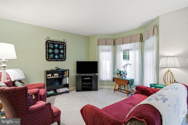4339 GREEN PARK DR, Mount Joy, PA 17552