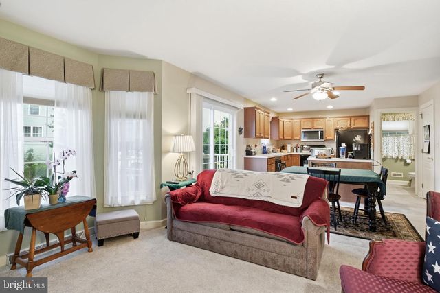 4339 GREEN PARK DR, Mount Joy, PA 17552