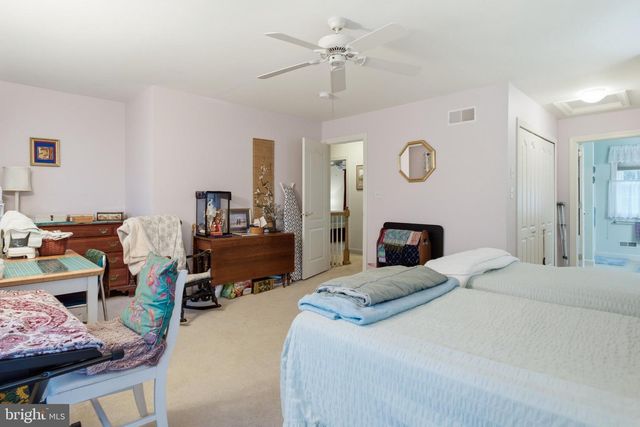 4339 GREEN PARK DR, Mount Joy, PA 17552