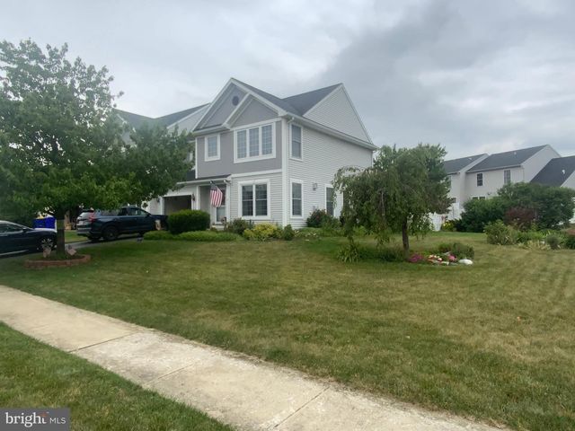 4339 GREEN PARK DR, Mount Joy, PA 17552