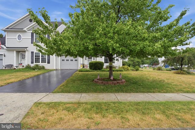 4339 GREEN PARK DR, Mount Joy, PA 17552