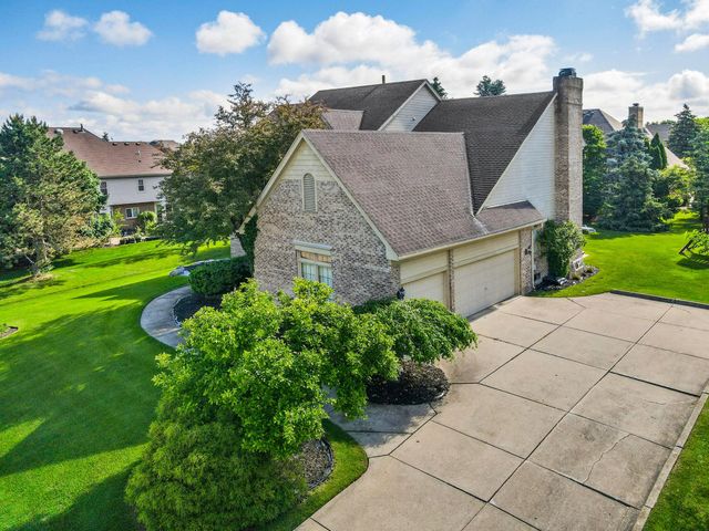 17733 Rolling Woods Circle, Northville Twp, MI 48168
