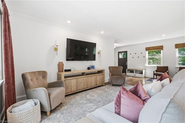 2749 Spring Garden Road, Winston-salem, NC 27106