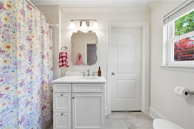 2749 Spring Garden Road, Winston-salem, NC 27106