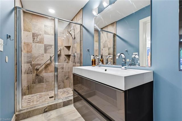 2749 Spring Garden Road, Winston-salem, NC 27106