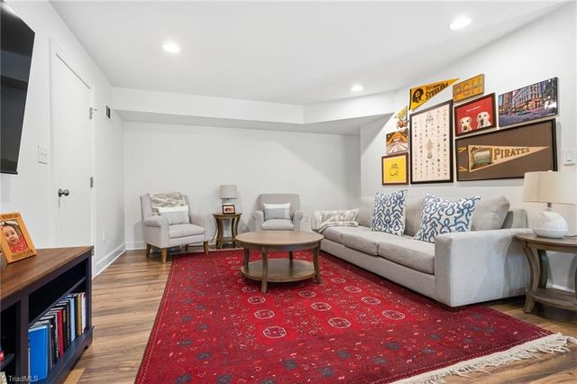 2749 Spring Garden Road, Winston-salem, NC 27106