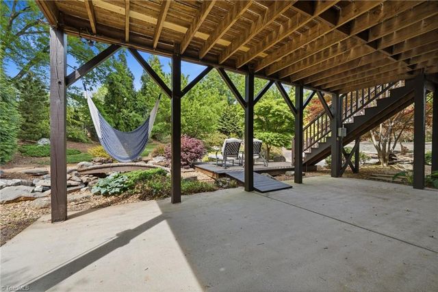 2749 Spring Garden Road, Winston-salem, NC 27106