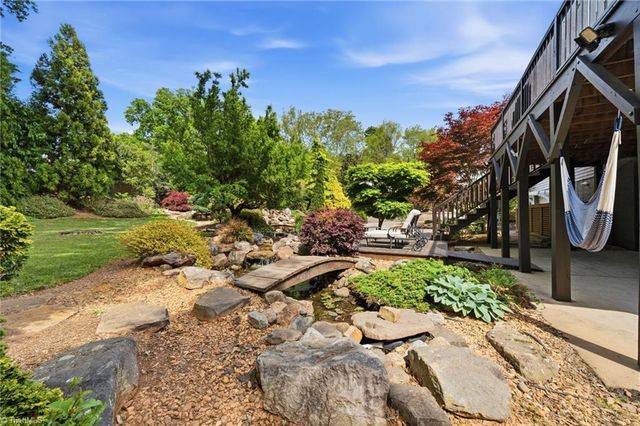 2749 Spring Garden Road, Winston-salem, NC 27106