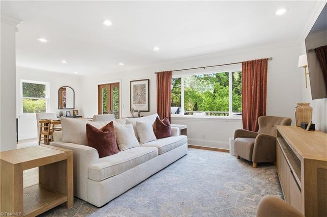 2749 Spring Garden Road, Winston-salem, NC 27106