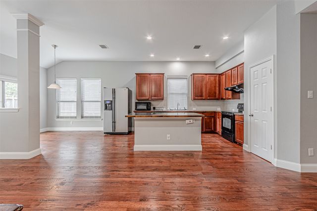 2022 Highland Drive, Wylie, TX 75098