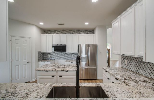 22013 Dove Canyon Lane, Porter, TX 77365