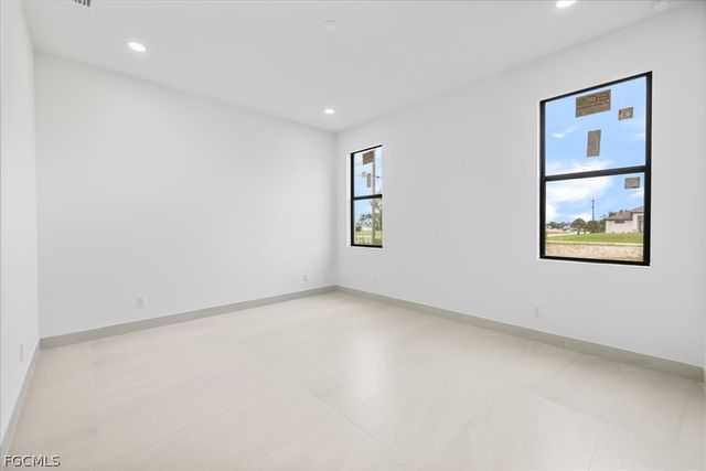 4333 NW 33rd LN, Cape Coral, FL 33993