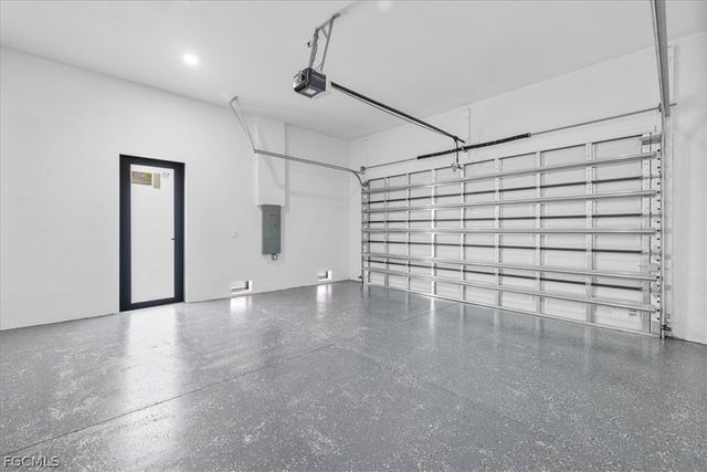 4333 NW 33rd LN, Cape Coral, FL 33993