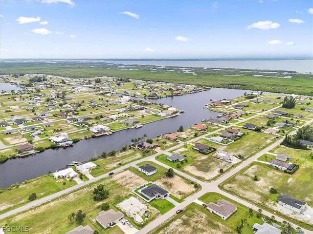 4333 NW 33rd LN, Cape Coral, FL 33993
