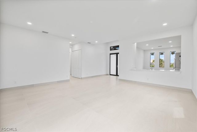 4333 NW 33rd LN, Cape Coral, FL 33993