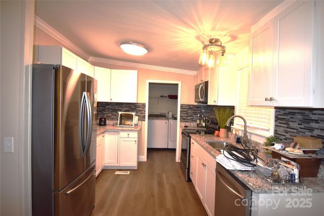 6264 Burnhurst Lane, Denver, NC 28037