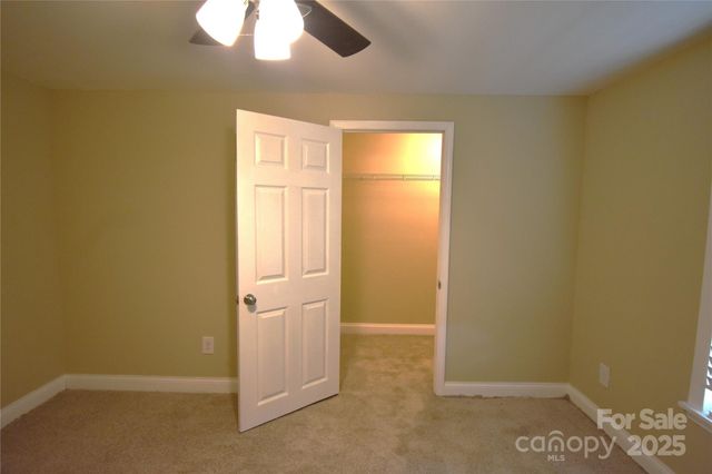 6264 Burnhurst Lane, Denver, NC 28037