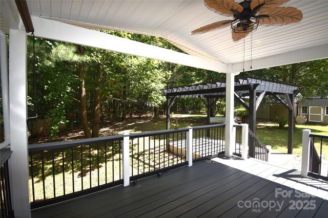 6264 Burnhurst Lane, Denver, NC 28037