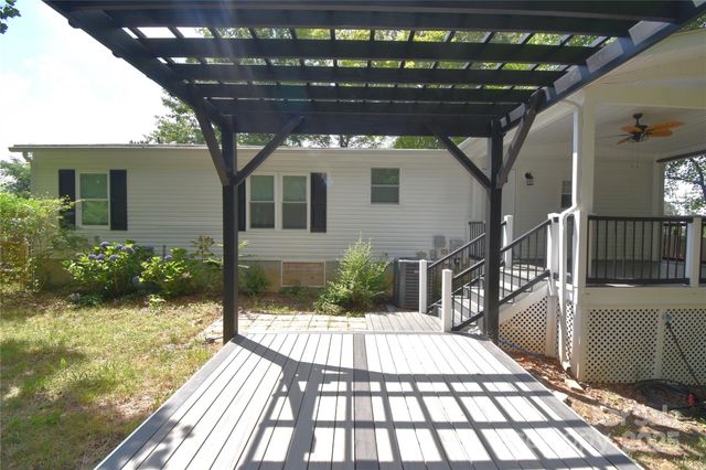 6264 Burnhurst Lane, Denver, NC 28037