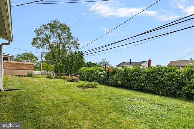 2517 NEWELL DR, Wilmimgton, DE 19808