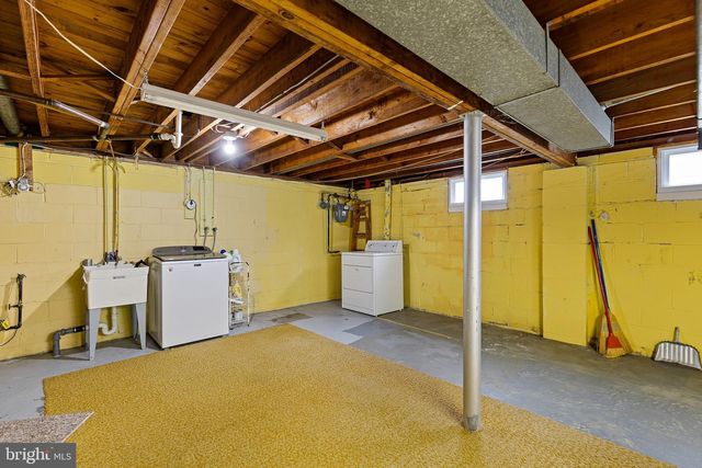 2517 NEWELL DR, Wilmimgton, DE 19808