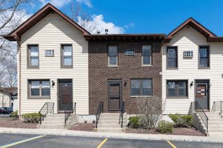 126 N Route 303 2, Congers, NY 10920