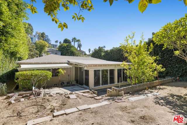 1753 Redcliff Street, Los Angeles, CA 90026