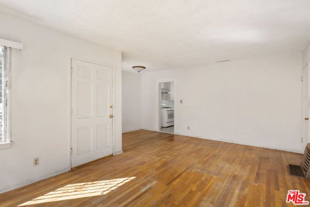 1753 Redcliff Street, Los Angeles, CA 90026