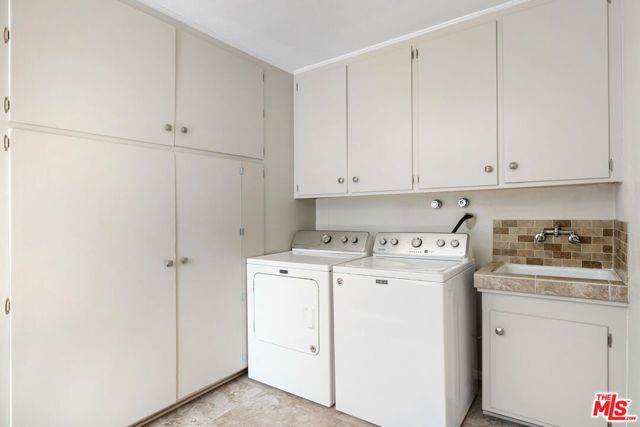 1753 Redcliff Street, Los Angeles, CA 90026