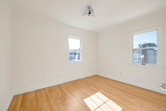 78-14 271st Street, New Hyde Park, NY 11040