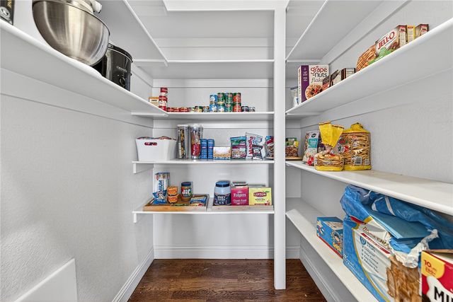 4601 W Willow Ridge Way, Rogers, AR 72758