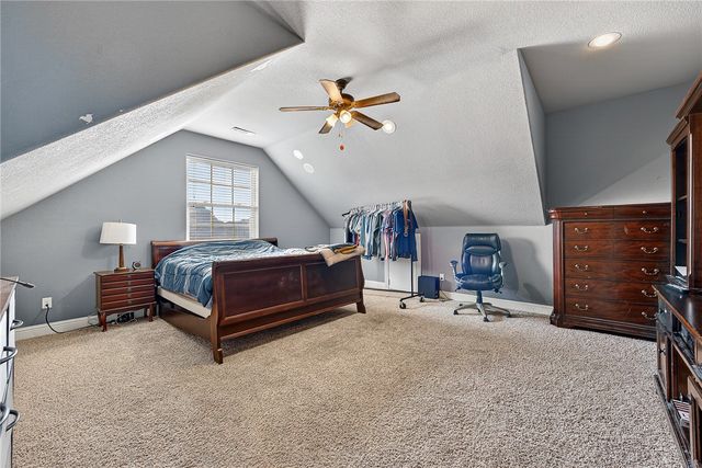 4601 W Willow Ridge Way, Rogers, AR 72758