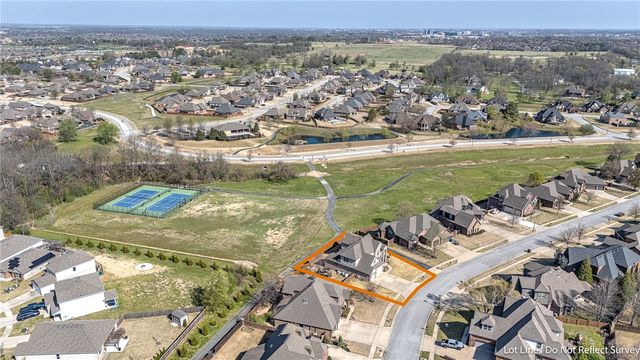 4601 W Willow Ridge Way, Rogers, AR 72758