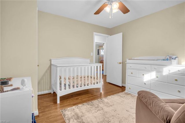 6 Downing PL, Newport News, VA 23606