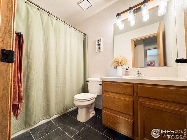 2313 Notting Hill Place, Loveland, CO 80538