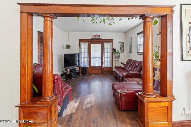 2205 Osage Ave, Louisville, KY 40210