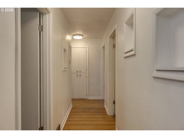 12410 Ne MORRIS St, Portland, OR 97230