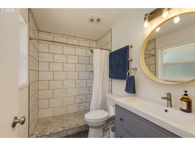 12410 Ne MORRIS St, Portland, OR 97230