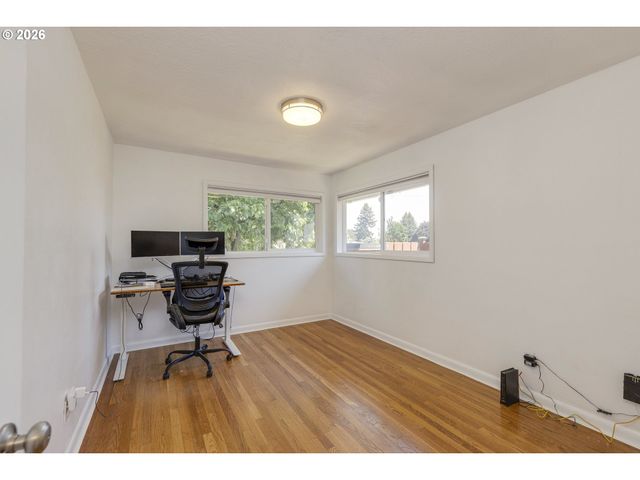 12410 Ne MORRIS St, Portland, OR 97230