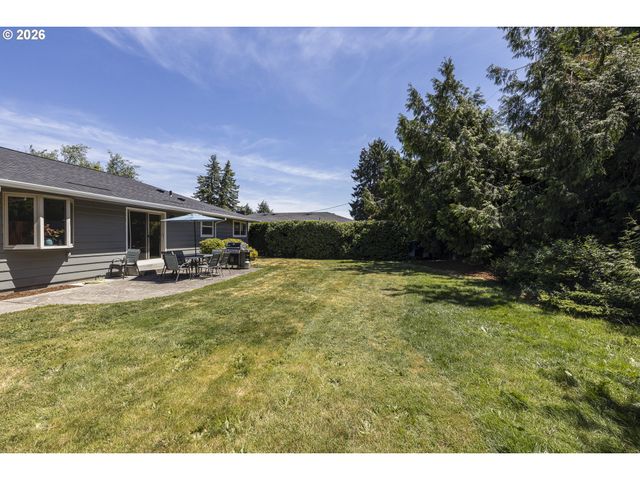 12410 Ne MORRIS St, Portland, OR 97230