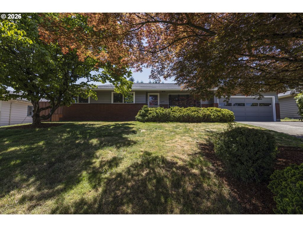 12410 Ne MORRIS St, Portland, OR 97230