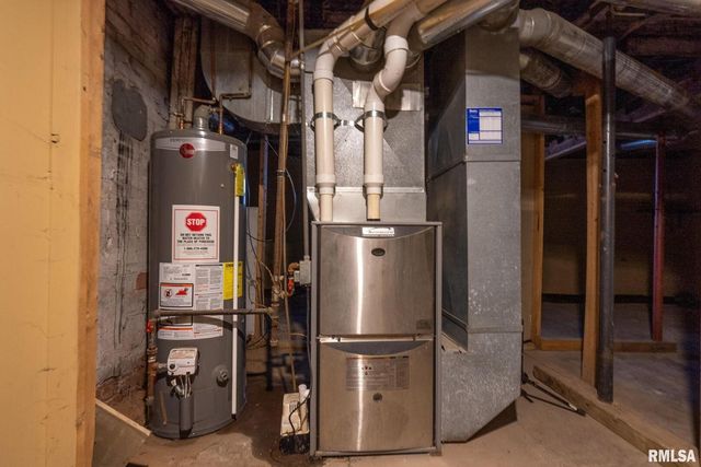 1108 ARLINGTON Avenue, Davenport, IA 52803